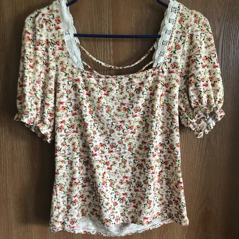 Cute top